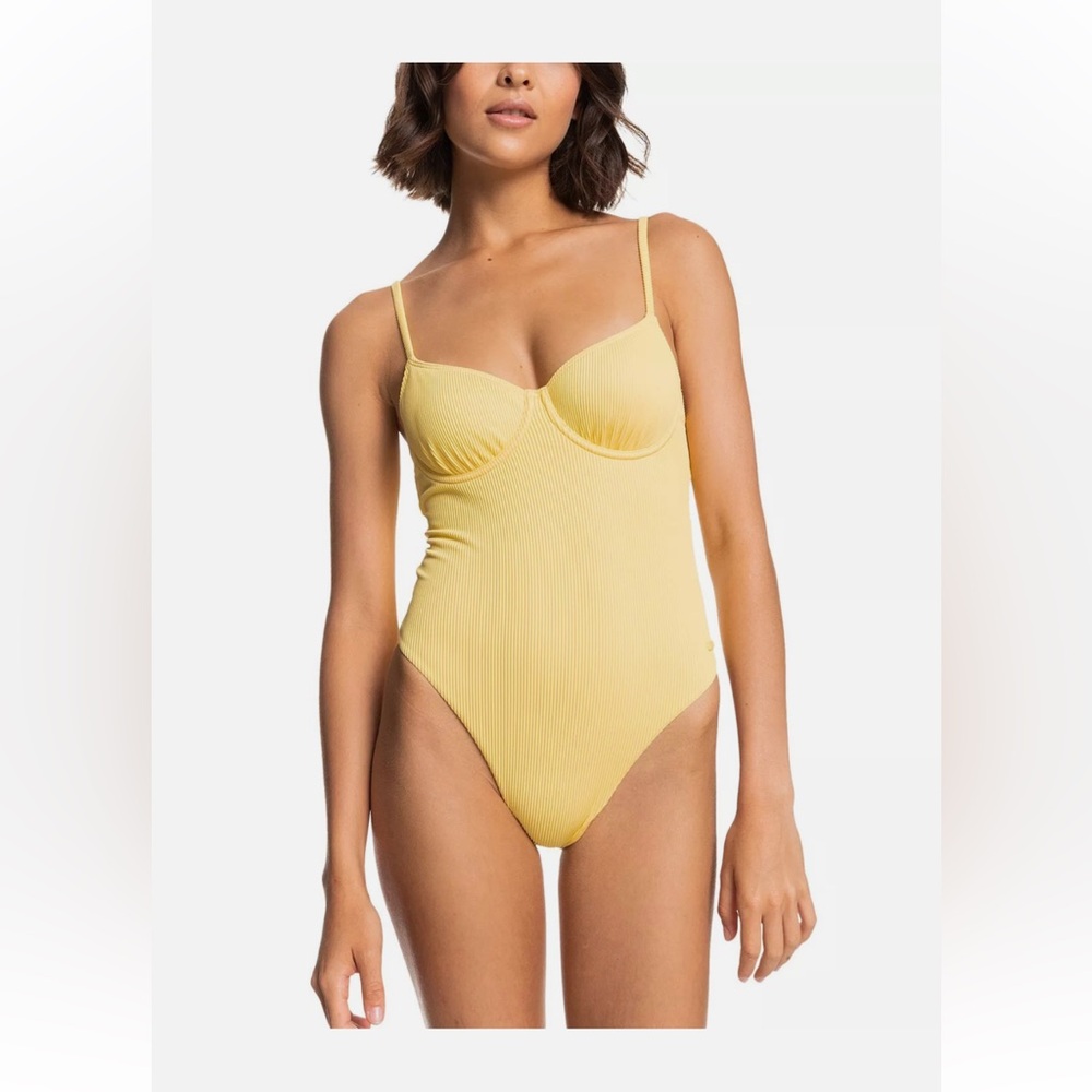 NWT ROXY Ribbed One Piece Swimsuit